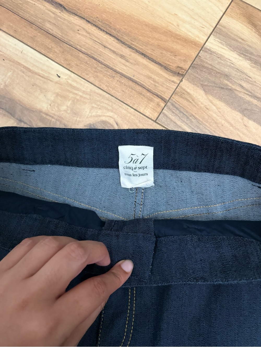 NWT Cinq à Sept Bev pants - Picture 6 of 6